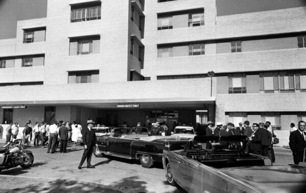 parkland-hospital-november-22-1963